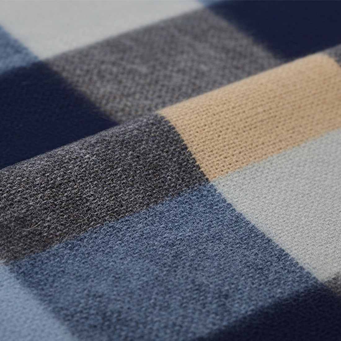 POLY STOLES | CTY-PLSTL-003