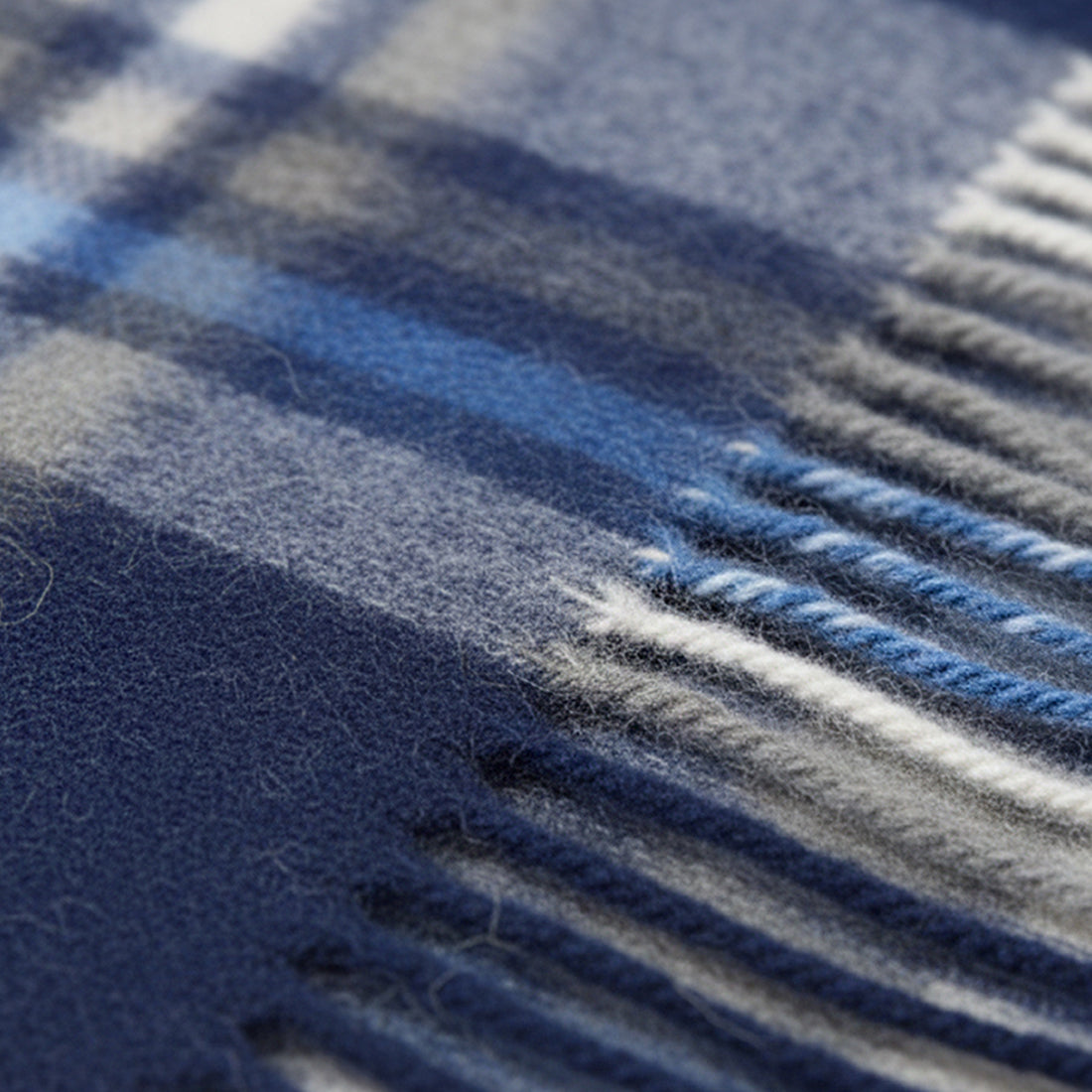 LAMBSWOOL SCARVES | CTY-WLSCR-002